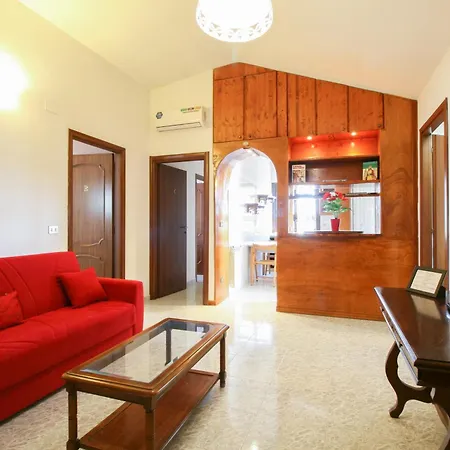 アパート Royal Penthouse - Airport - Three-bedroom フィウミチーノ