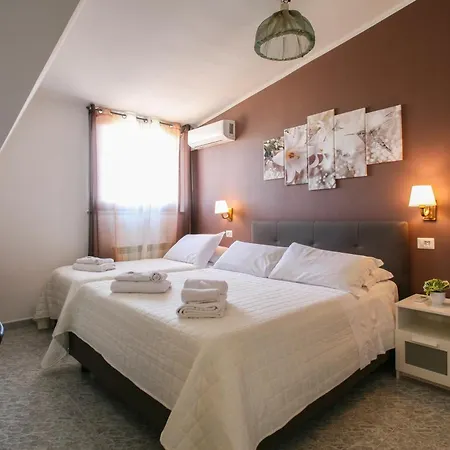 Royal Penthouse - Airport - Three-bedroom アパート